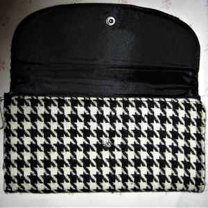 LADIES HOUNDSTOOTH FABRIC WALLET NEW WITH TAGS